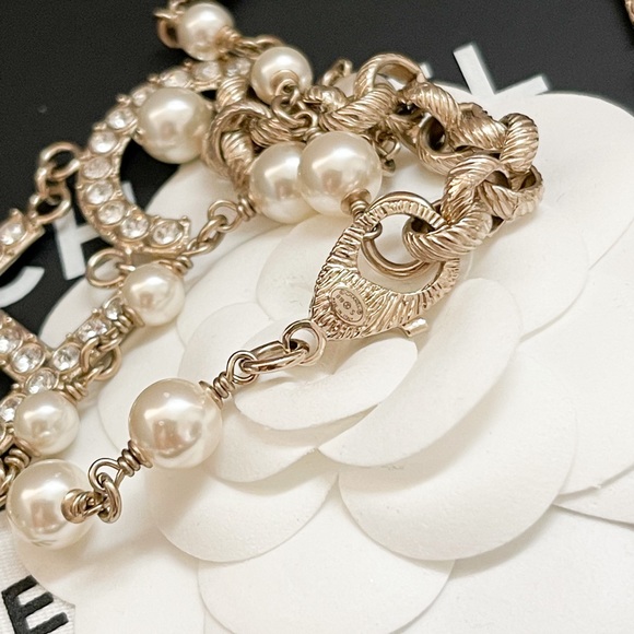 Chanel 19B Logo Strass Pearl Multi-StrandNecklace - Picture 8 of 11